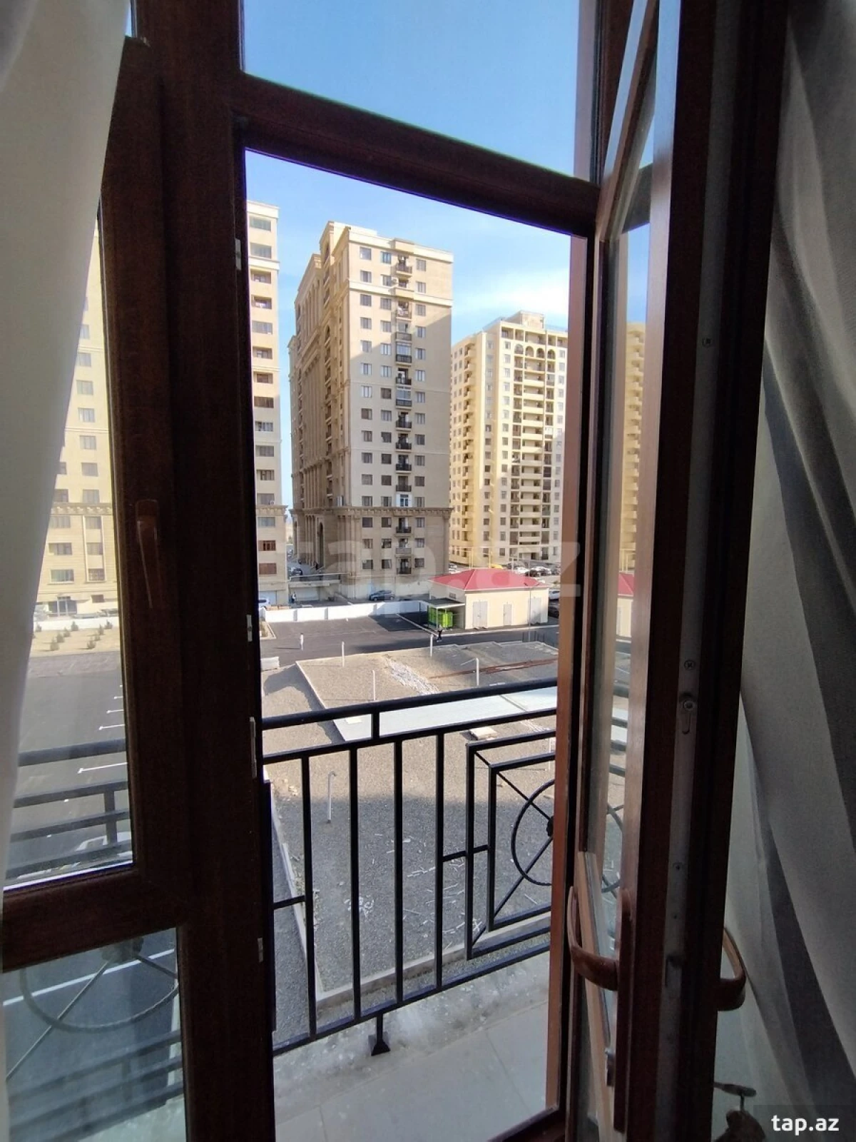 Kirayə verilir 3 otaqlı yeni tikili 112 m²