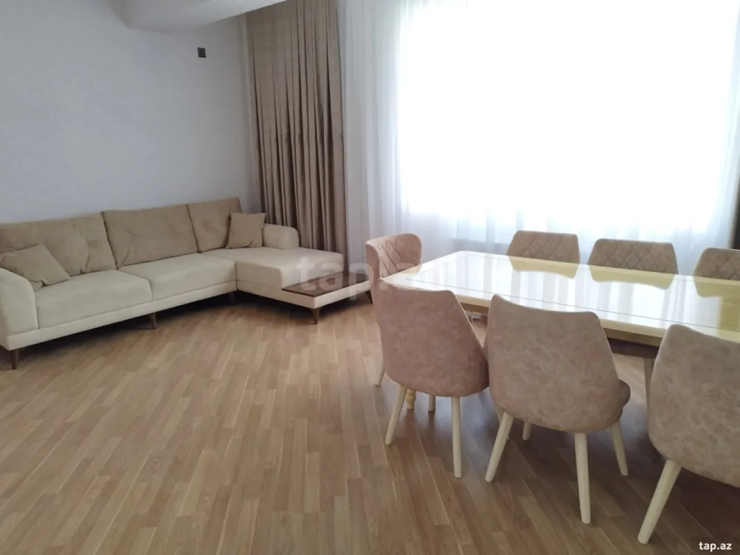 Kirayə verilir 3 otaqlı yeni tikili 112 m²