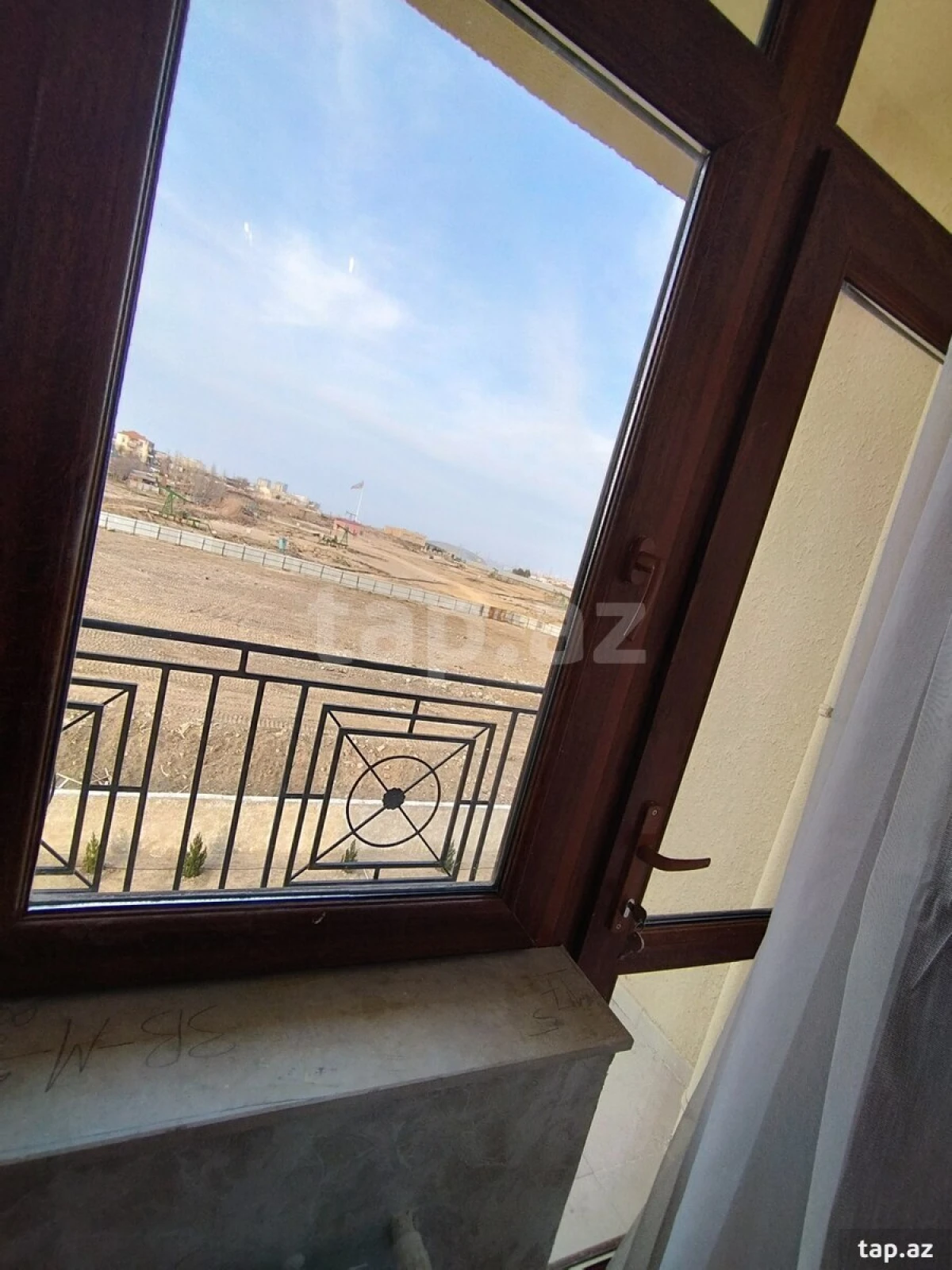 Kirayə verilir 3 otaqlı yeni tikili 112 m²