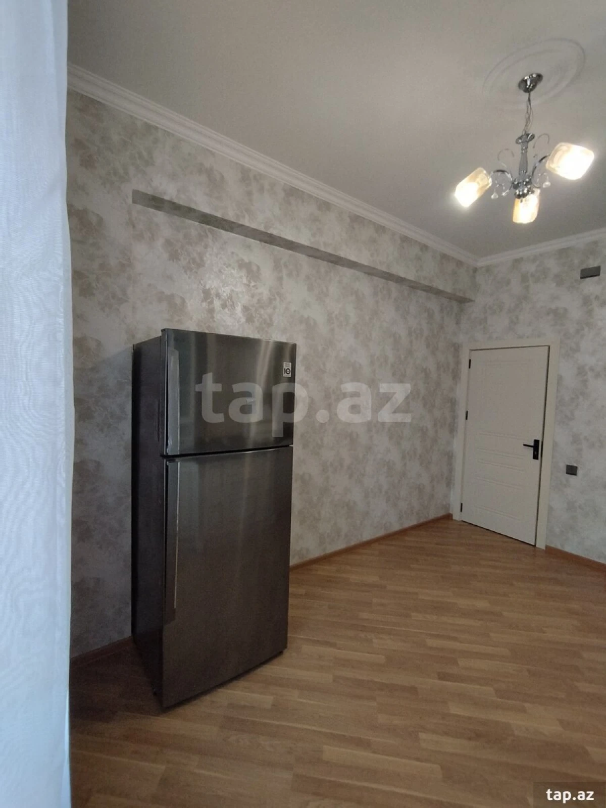 Kirayə verilir 3 otaqlı yeni tikili 112 m²