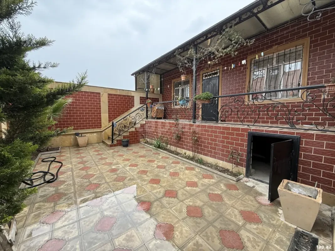 Satılır 3 otaqlı həyət evi 120 m²
