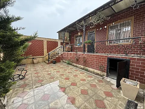 Satılır 3 otaqlı həyət evi 120 m² — Bakı, Binəqədi 3 otaq 120.00 m²
