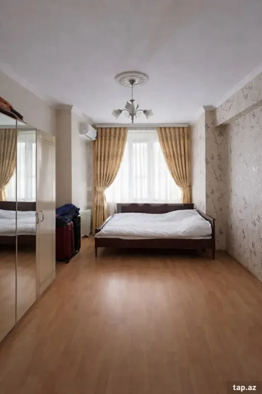 Satılır 1 otaqlı yeni tikili 38 m²