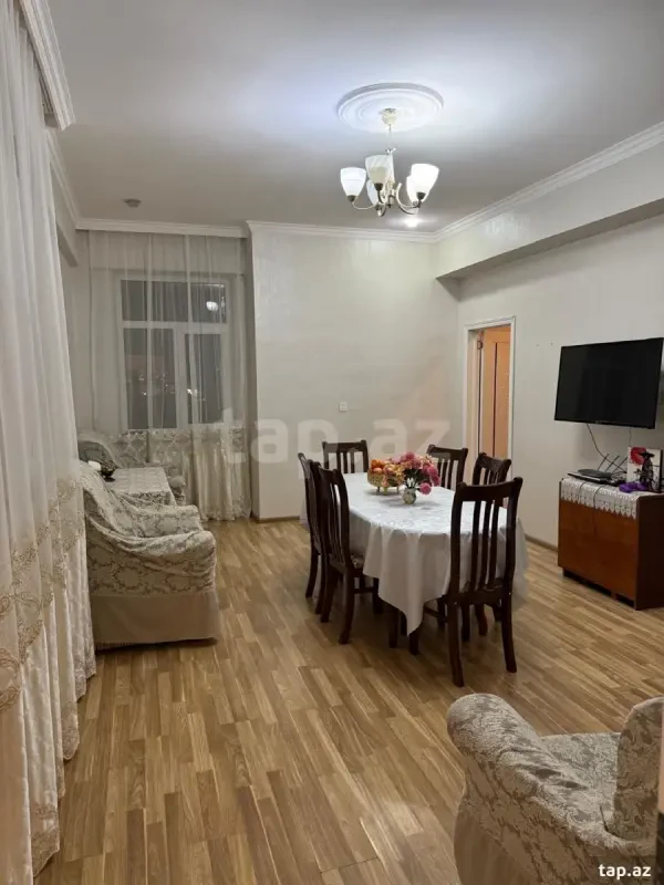 Kirayə verilir 3 otaqlı yeni tikili 82 m²