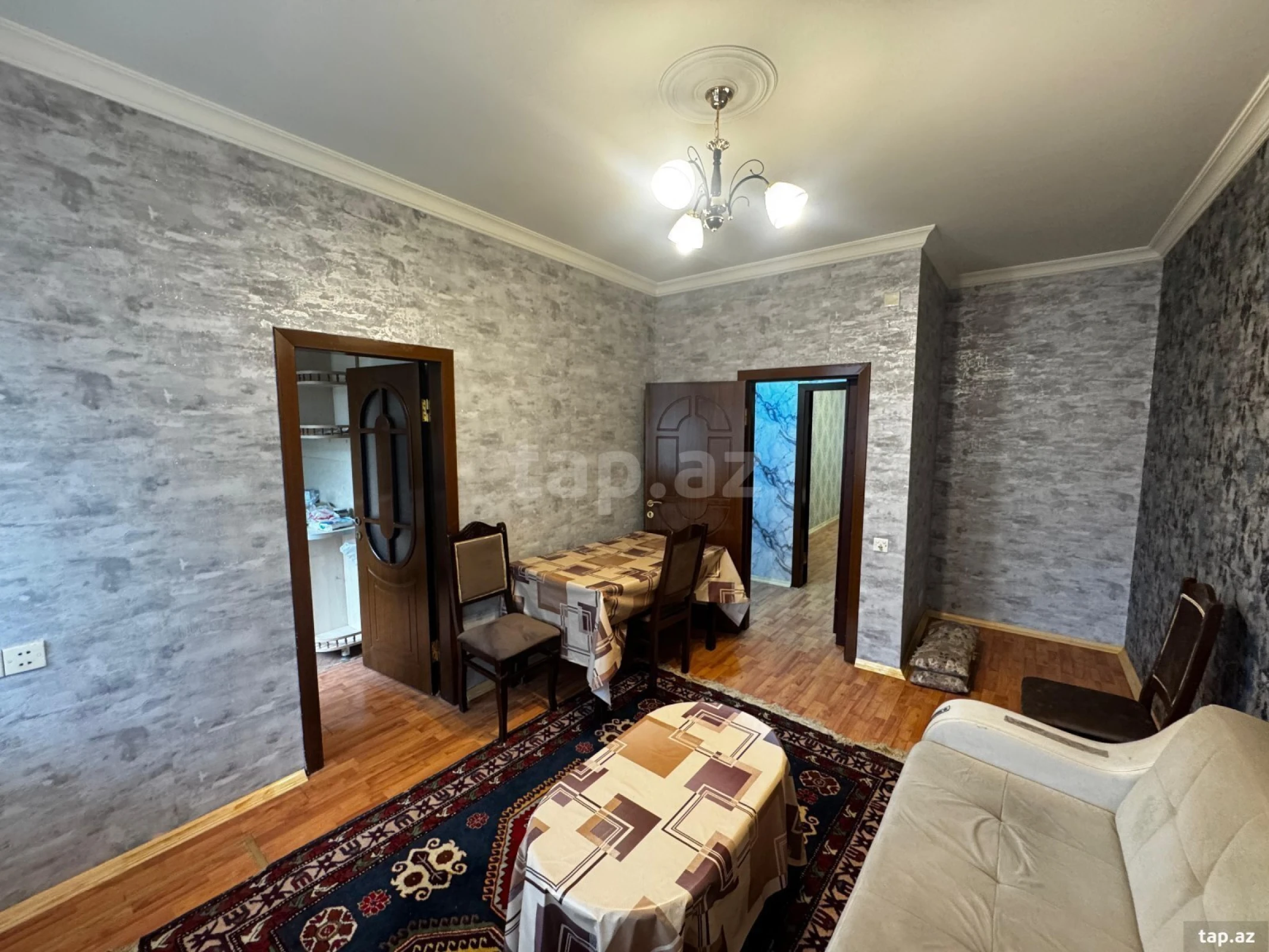 Kirayə verilir 2 otaqlı mənzil 50 m²