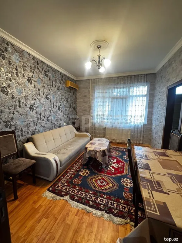 Kirayə verilir 2 otaqlı mənzil 50 m²