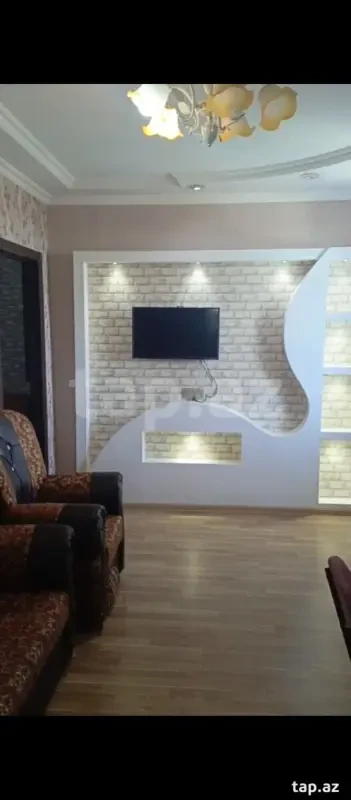 Kirayə verilir 3 otaqlı yeni tikili 65 m²