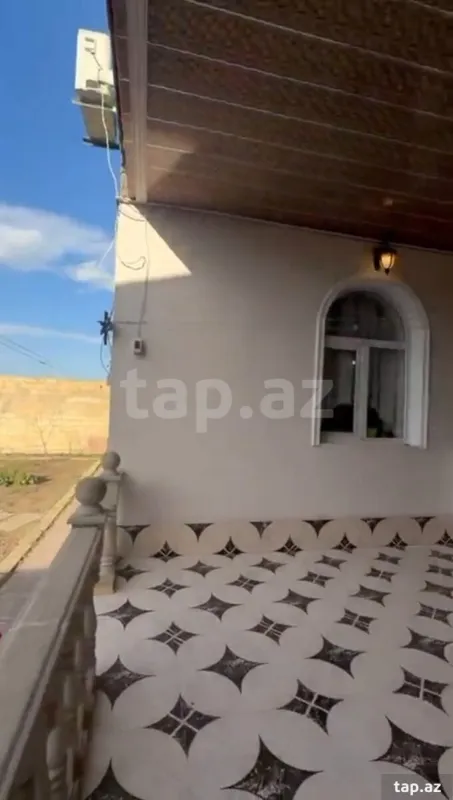 Satılır 7 otaqlı həyət evi 450 m²