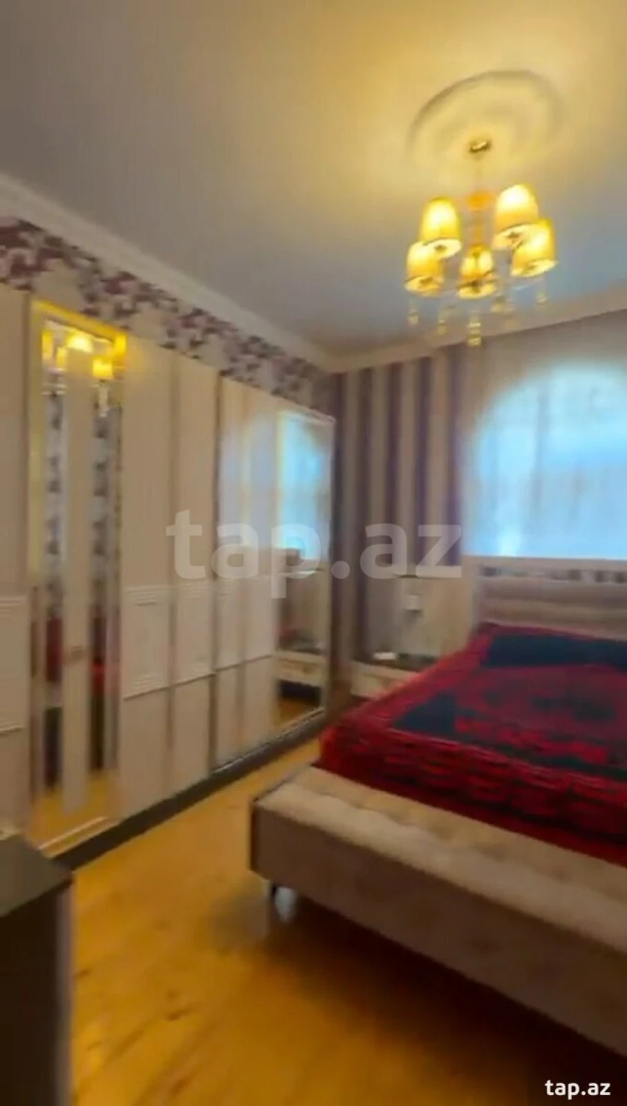 Satılır 7 otaqlı həyət evi 450 m²