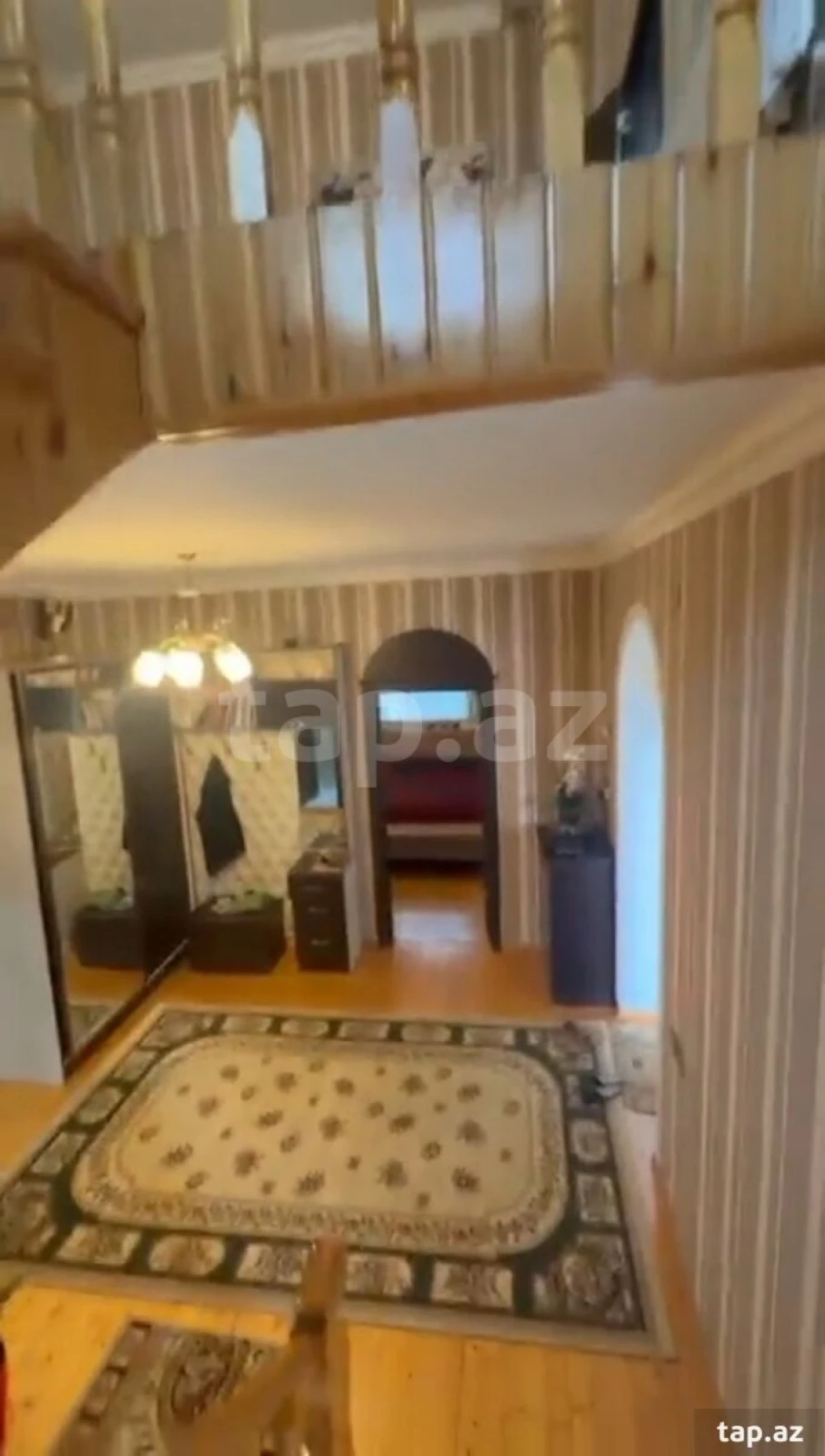 Satılır 7 otaqlı həyət evi 450 m²