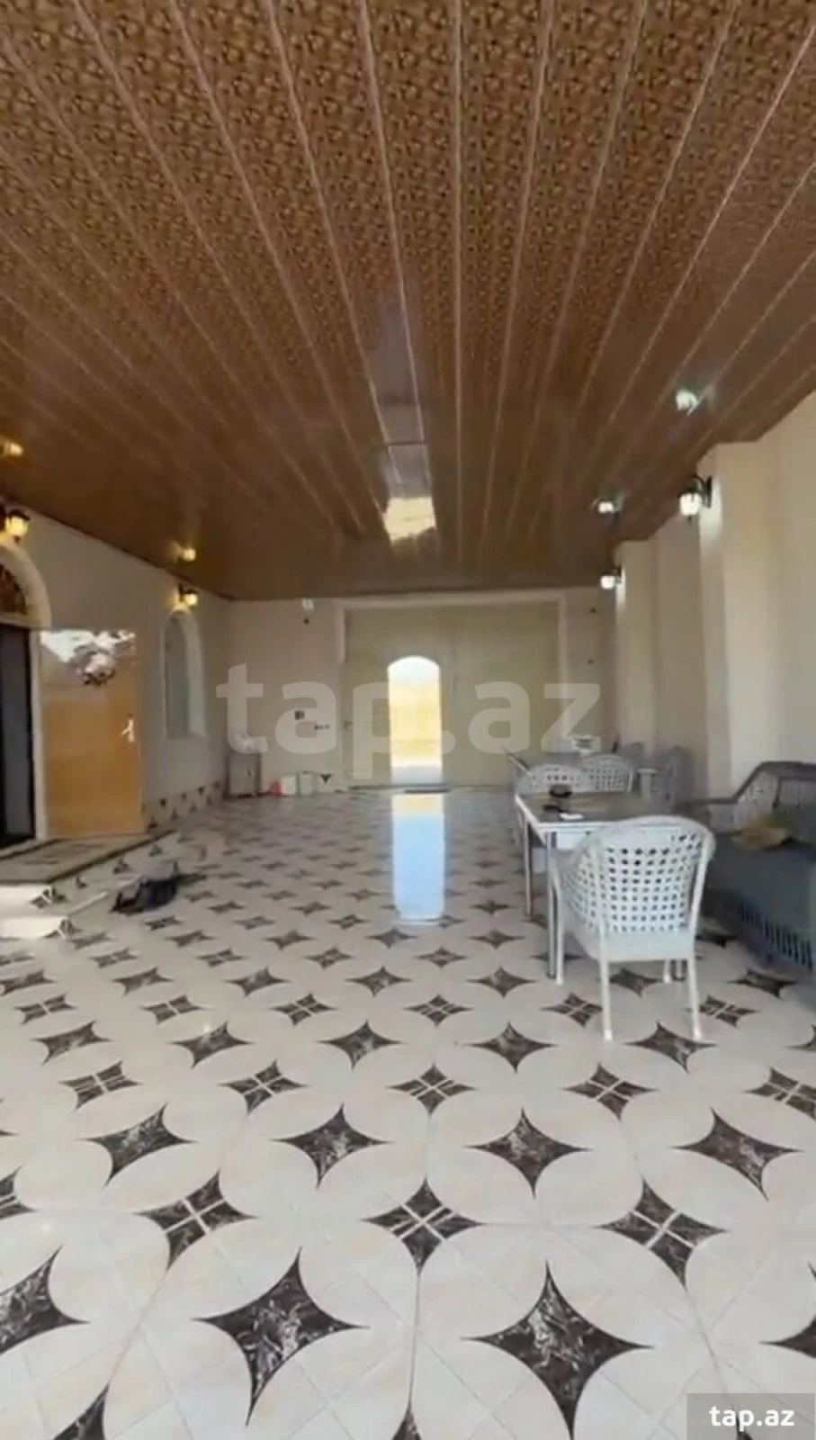 Satılır 7 otaqlı həyət evi 450 m²