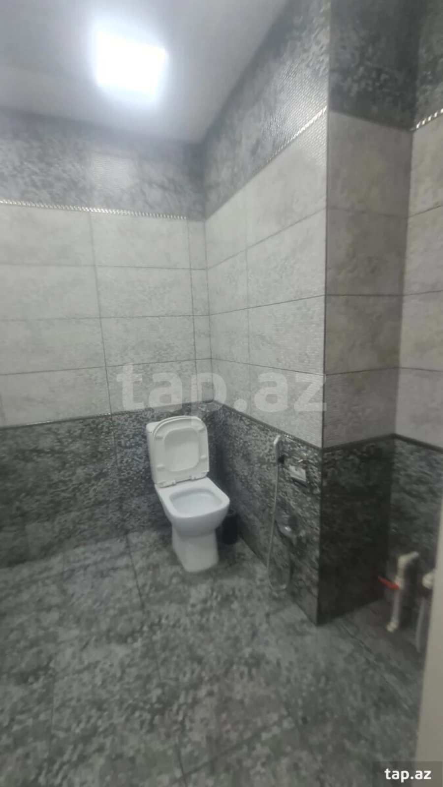 Kirayə verilir 3 otaqlı mənzil 120 m²