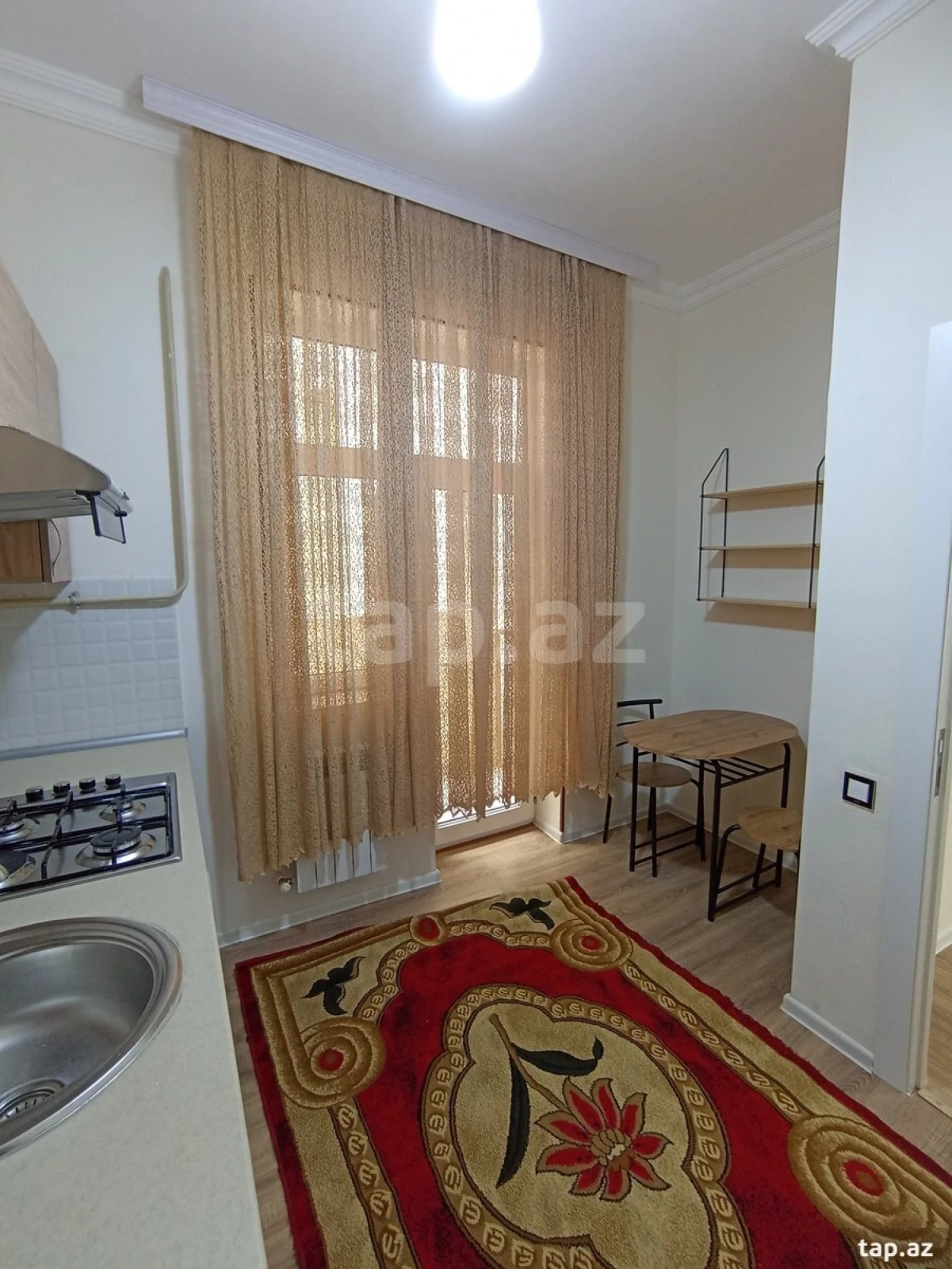 Kirayə verilir 2 otaqlı yeni tikili 56 m²