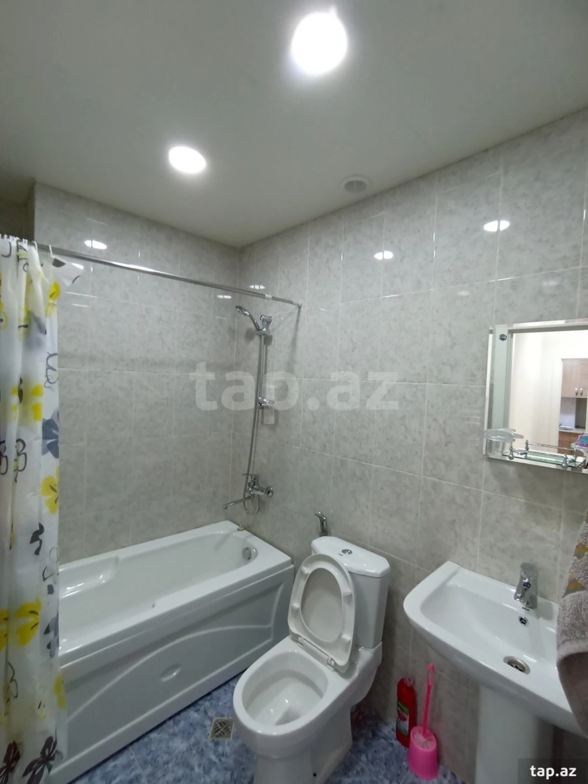 Kirayə verilir 2 otaqlı yeni tikili 56 m²