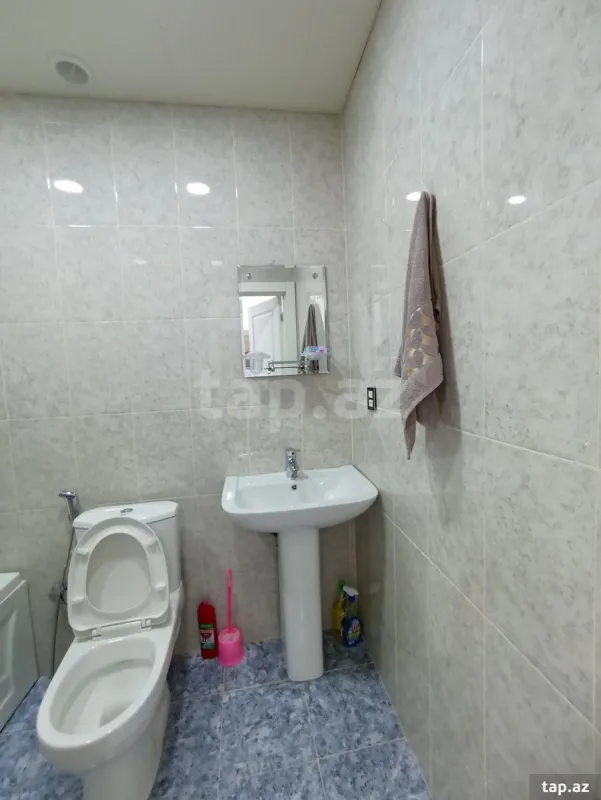 Kirayə verilir 2 otaqlı yeni tikili 56 m²