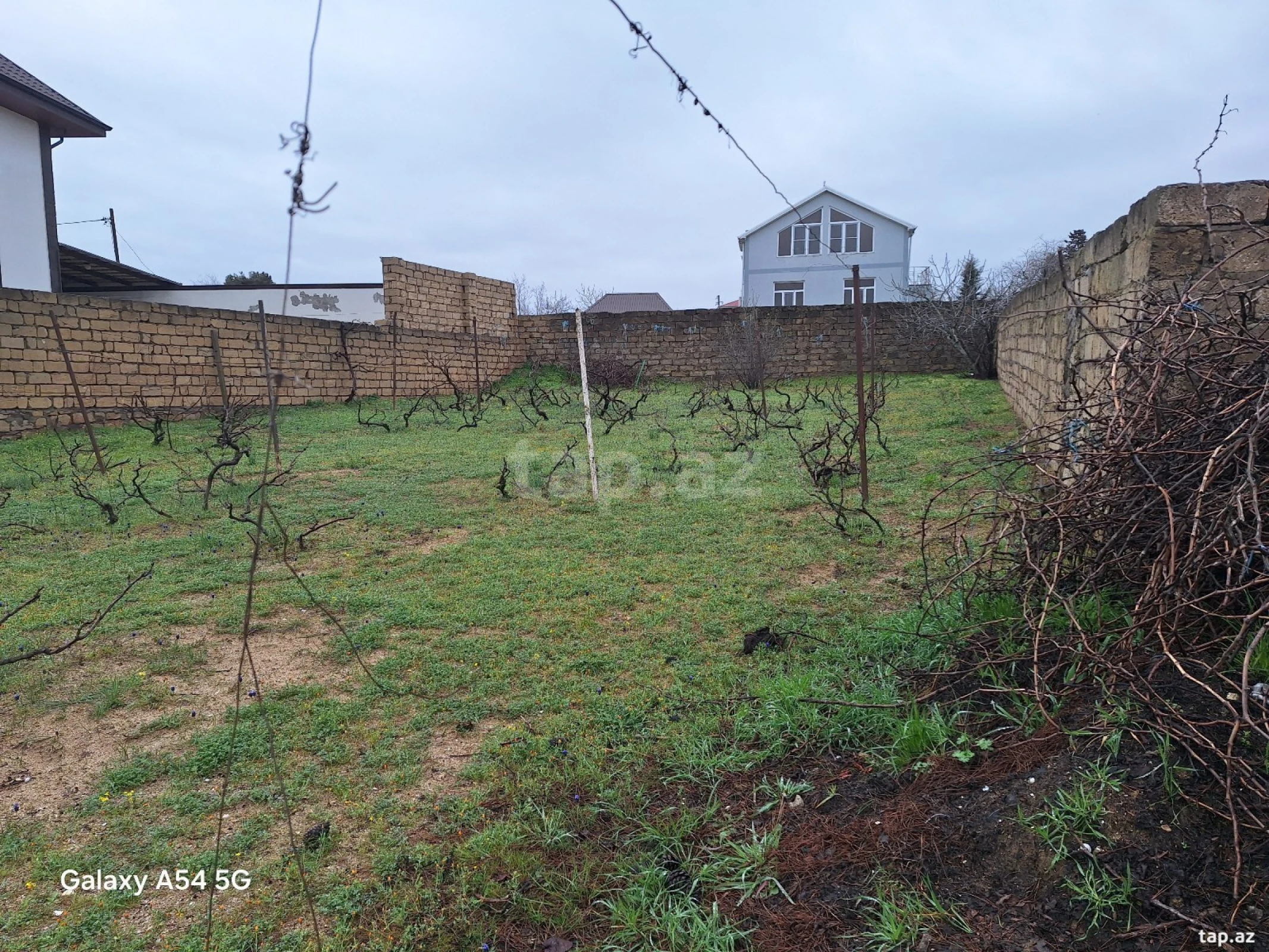 Satılır 3 otaqlı həyət evi 170 m²