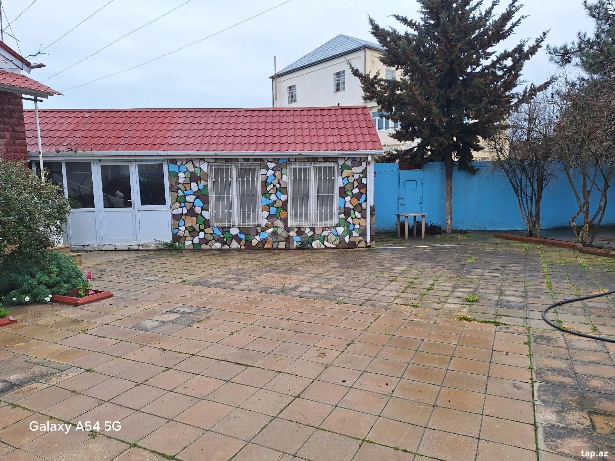 Satılır 3 otaqlı həyət evi 170 m²