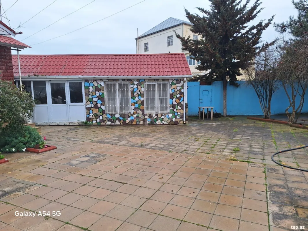 Satılır 3 otaqlı həyət evi 170 m²