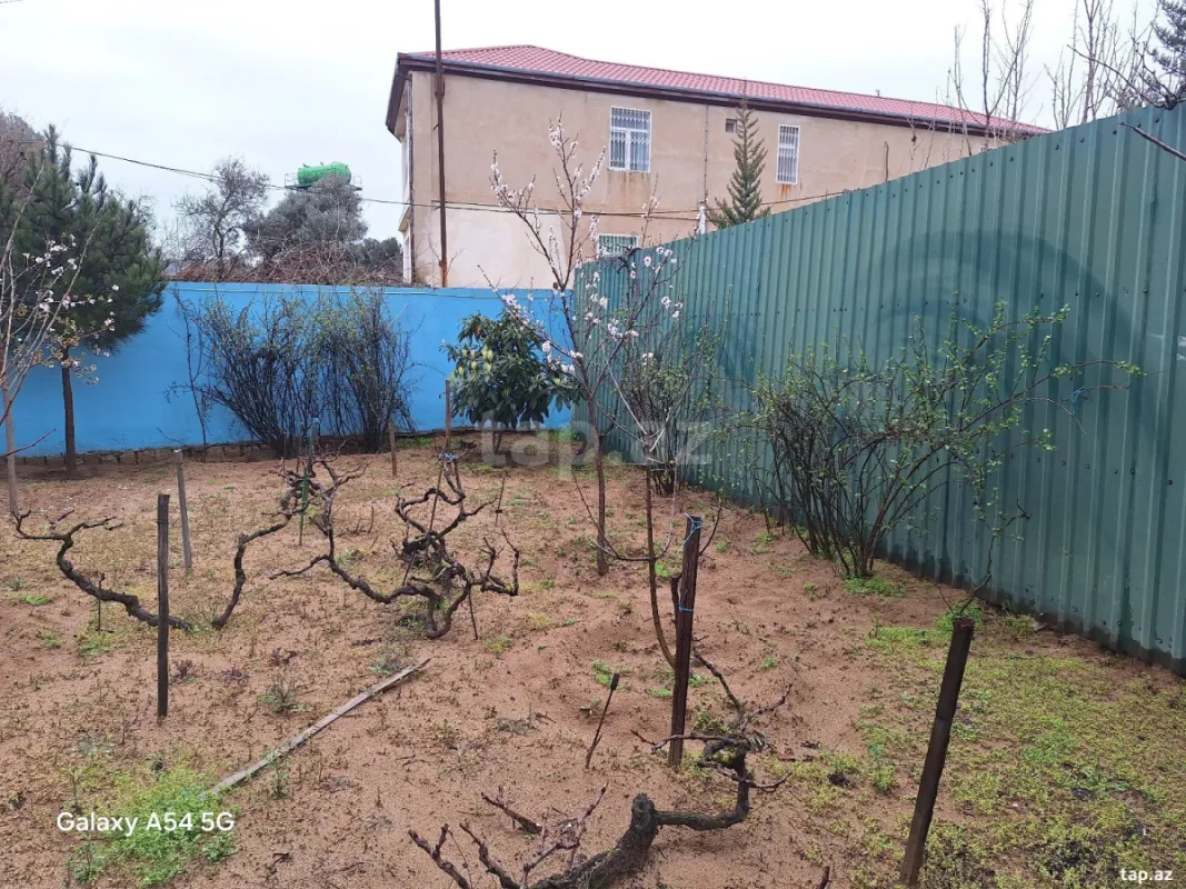 Satılır 3 otaqlı həyət evi 170 m²