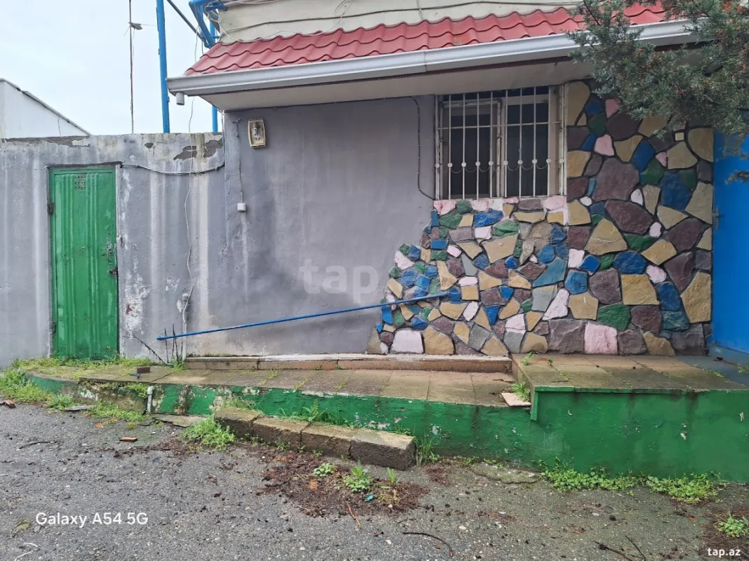 Satılır 3 otaqlı həyət evi 170 m²