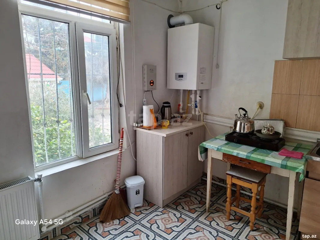 Satılır 3 otaqlı həyət evi 170 m²