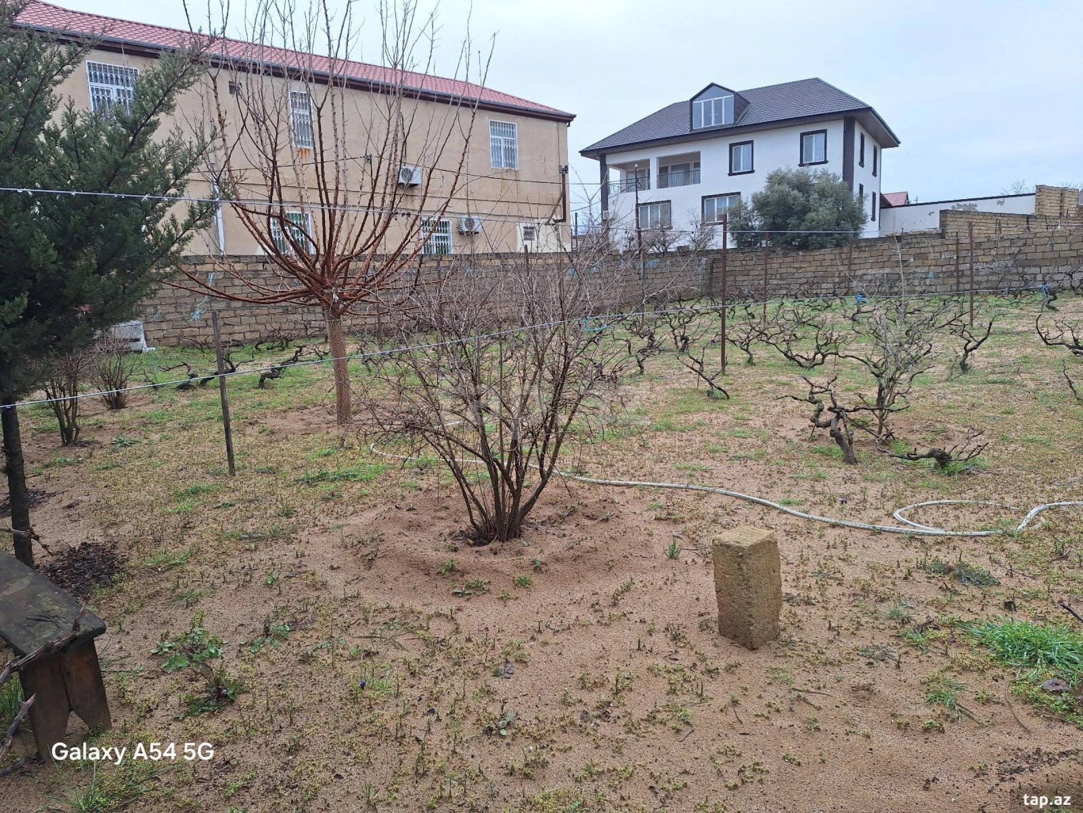 Satılır 3 otaqlı həyət evi 170 m²