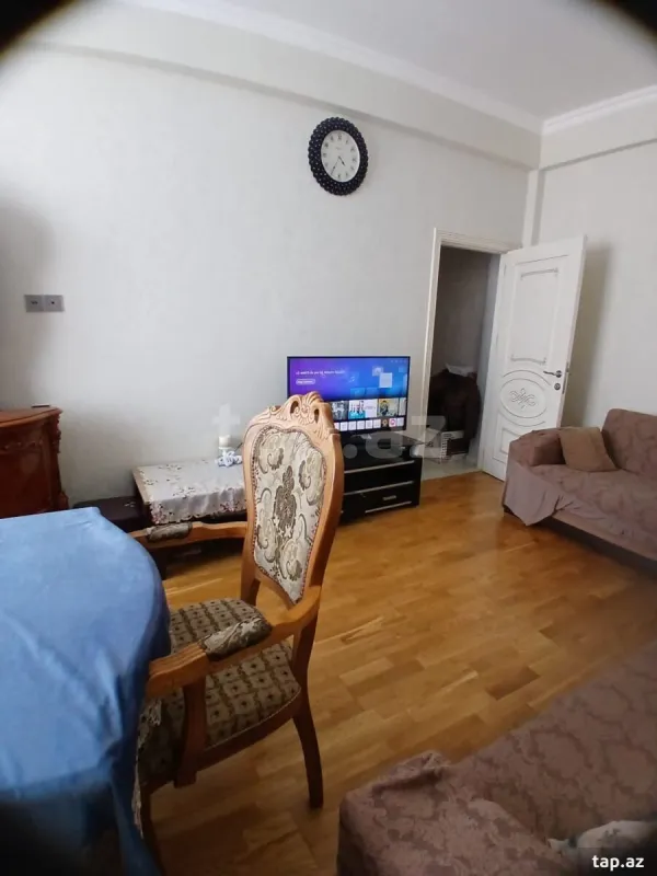 Kirayə verilir 2 otaqlı yeni tikili 68 m²