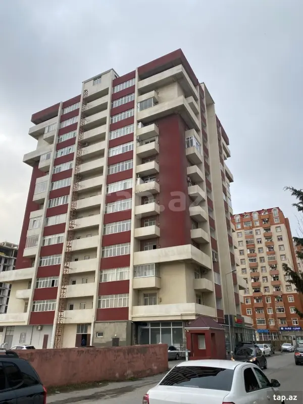 Satılır 3 otaqlı yeni tikili 131 m²