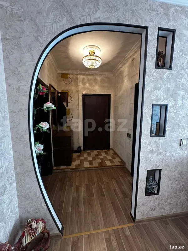 Satılır 3 otaqlı mənzil 82 m²