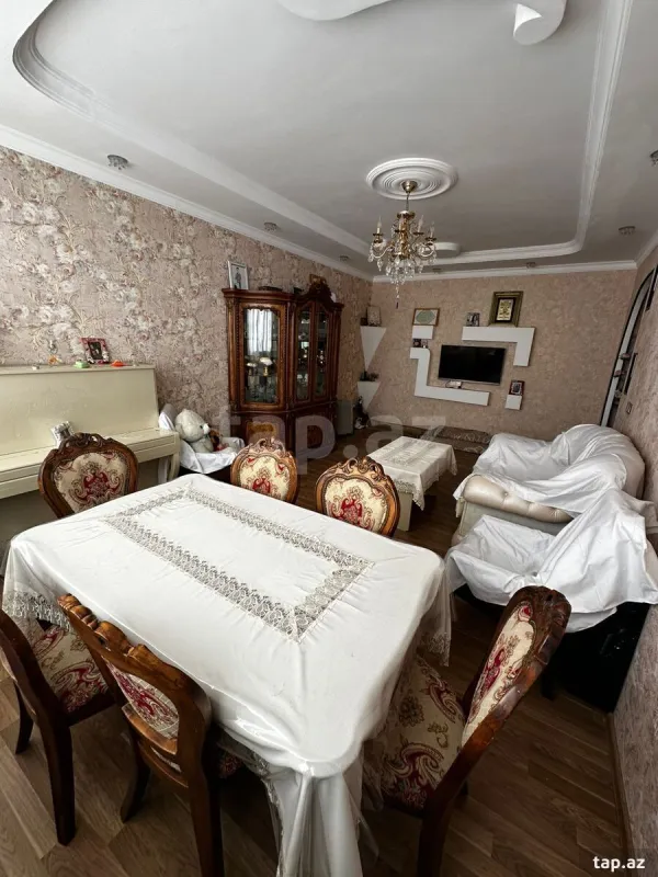 Satılır 3 otaqlı mənzil 82 m²