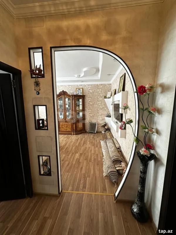 Satılır 3 otaqlı mənzil 82 m²