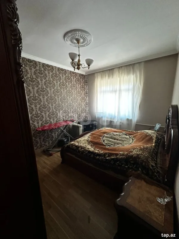 Satılır 3 otaqlı mənzil 82 m²