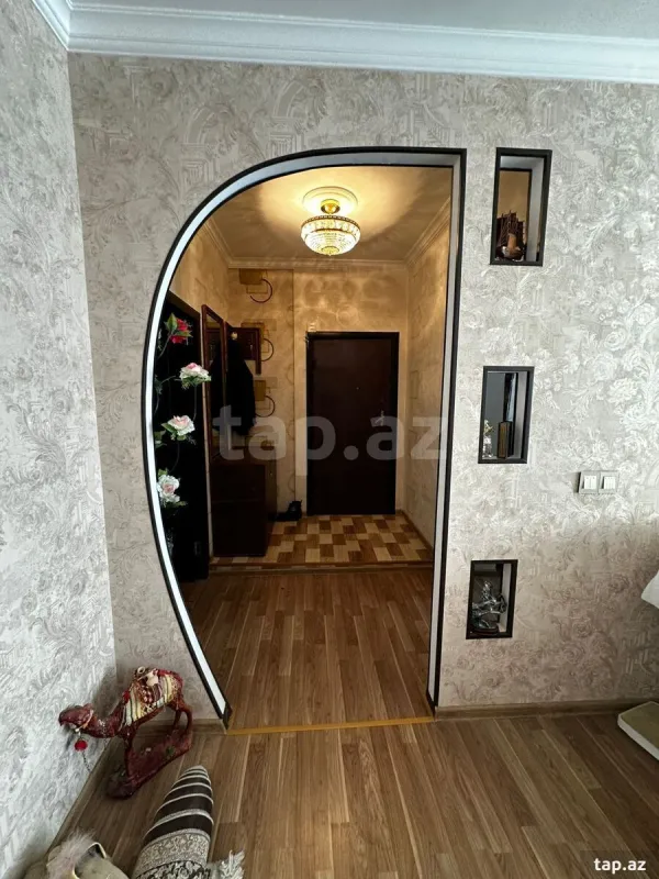 Satılır 3 otaqlı mənzil 82 m²