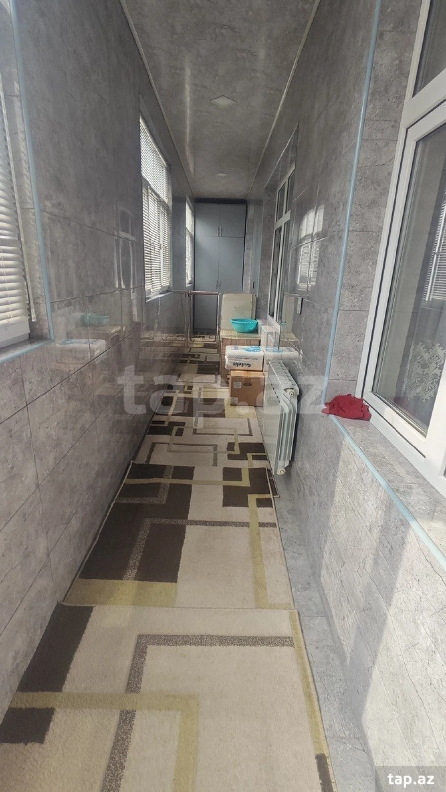 Satılır 5 otaqlı mənzil 130 m²