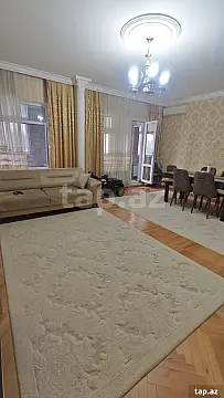 Satılır 5 otaqlı mənzil 130 m² — Bakı 5 otaq 130.00 m²