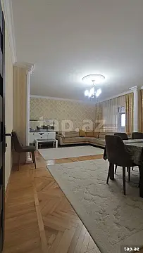 Satılır 5 otaqlı mənzil 130 m²