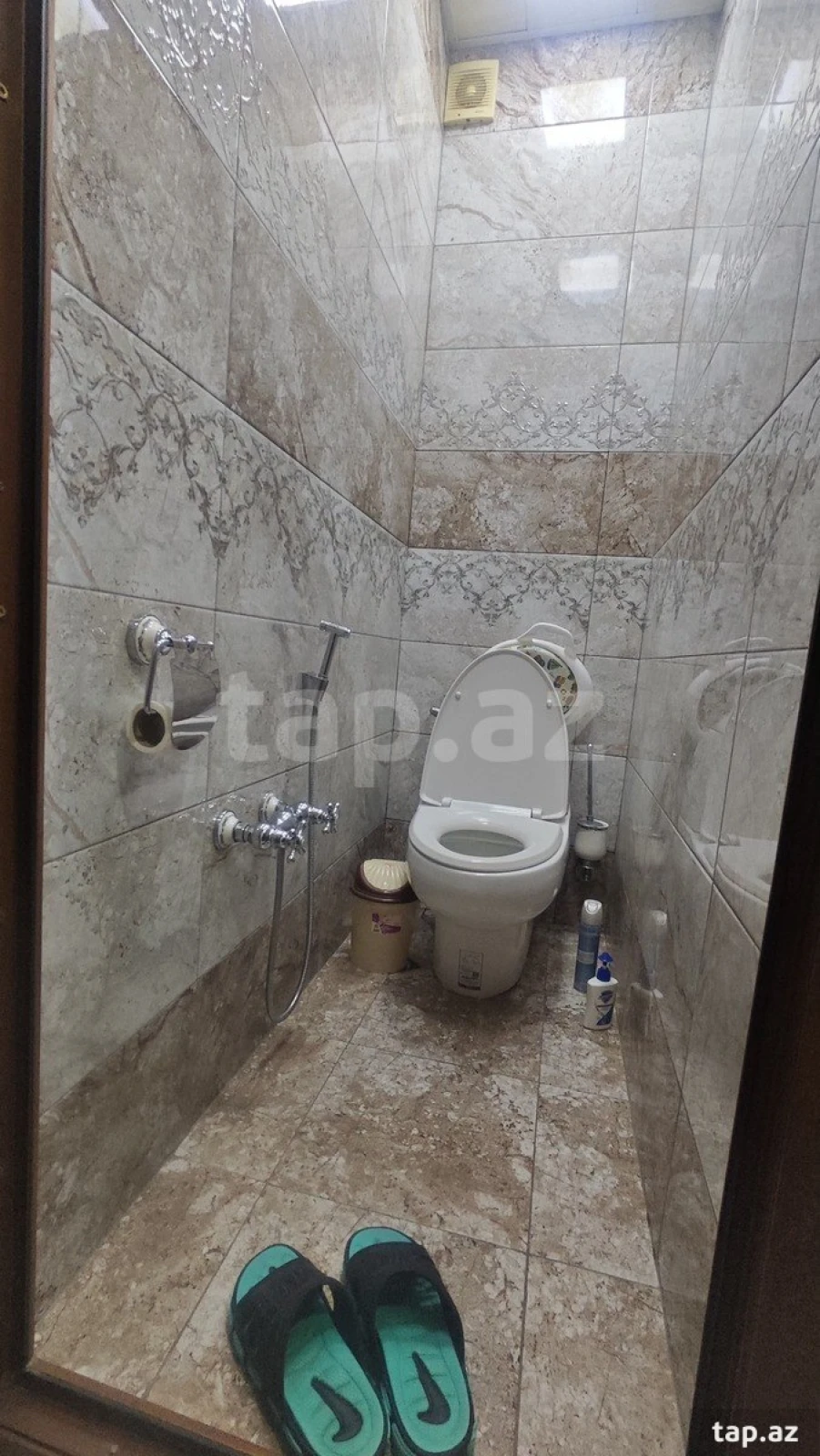 Satılır 5 otaqlı mənzil 130 m²