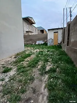 Satılır 8 otaqlı həyət evi 450 m²