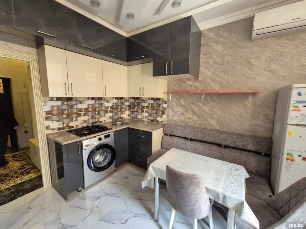 Kirayə verilir 2 otaqlı yeni tikili 50 m²