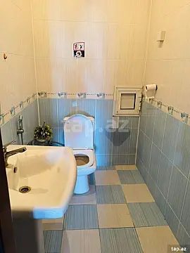 Kirayə verilir 3 otaqlı yeni tikili 140 m²