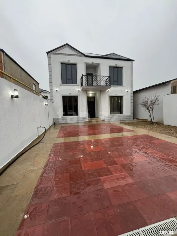 Satılır 5 otaqlı həyət evi 150 m²