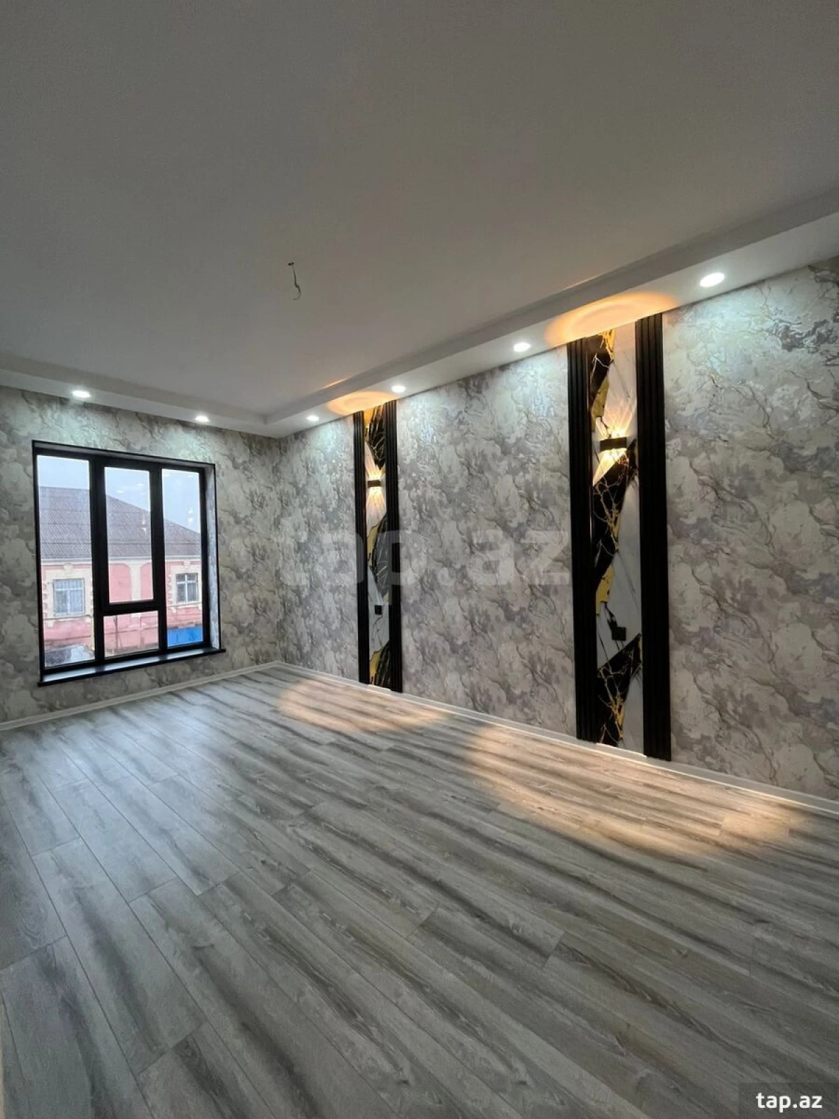 Satılır 5 otaqlı həyət evi 150 m²