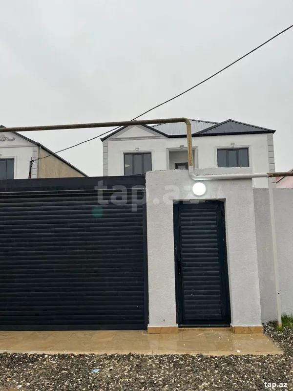 Satılır 5 otaqlı həyət evi 150 m²