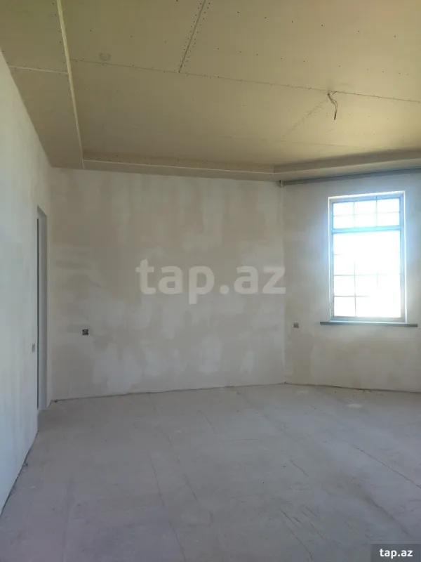 Satılır 6 otaqlı həyət evi 170 m²