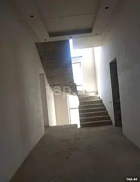 Satılır 6 otaqlı həyət evi 170 m²