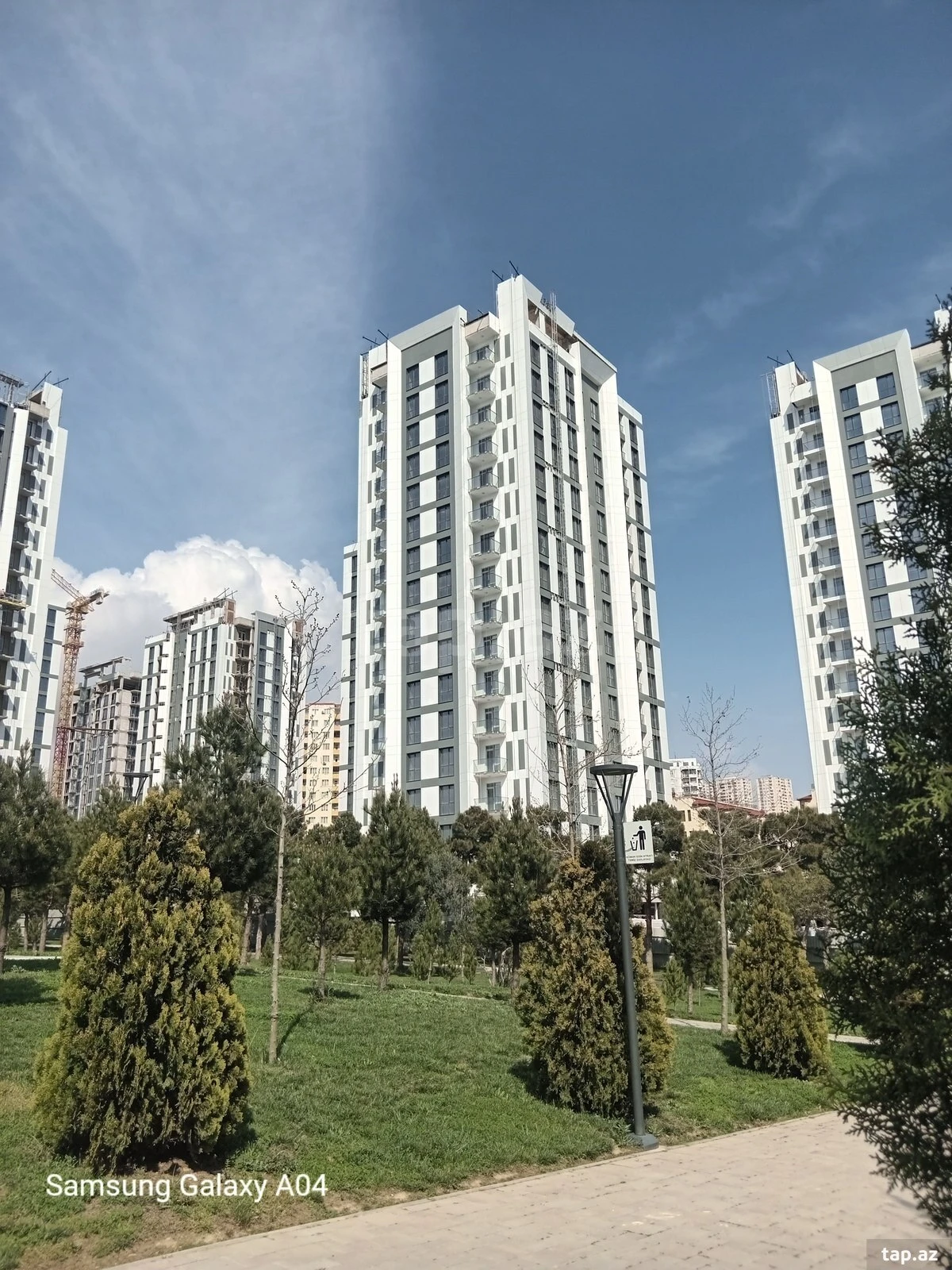 Satılır 2 otaqlı yeni tikili 55 m²