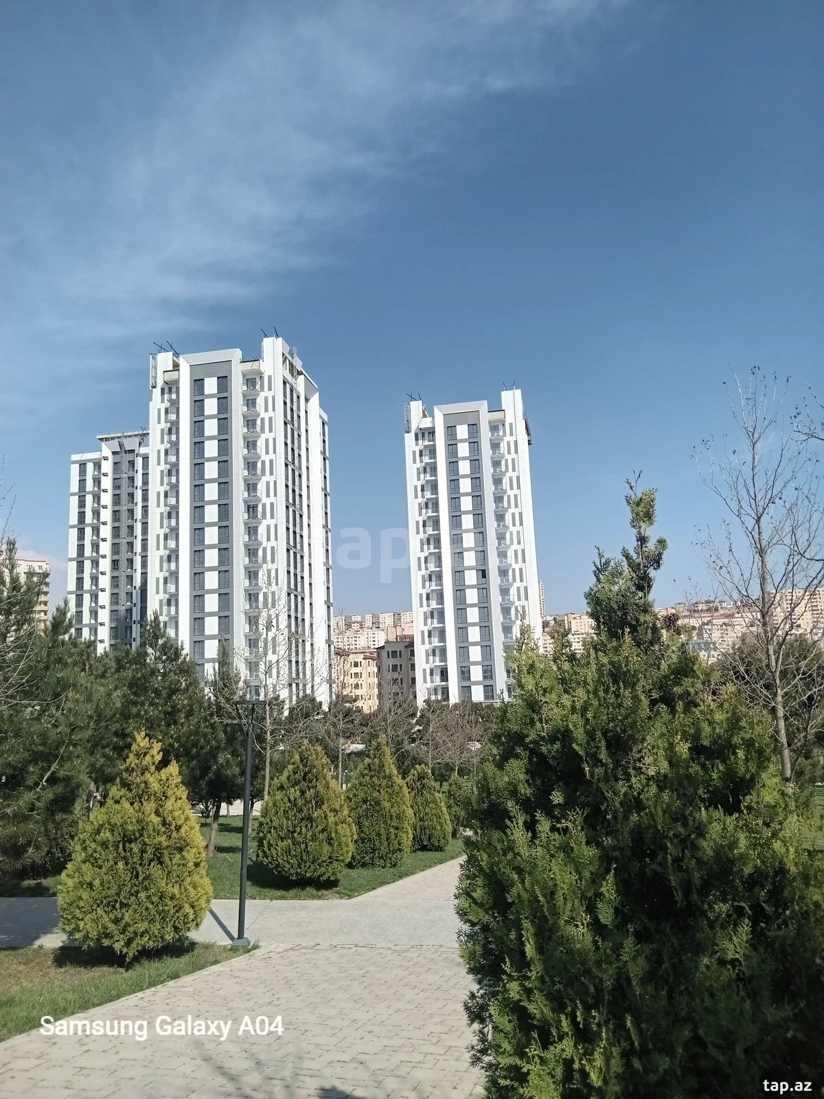 Satılır 2 otaqlı yeni tikili 55 m²