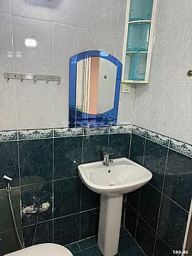 Kirayə verilir 2 otaqlı mənzil 50 m²