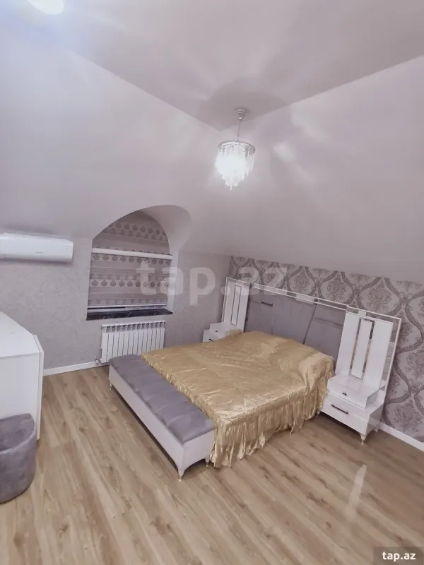 Satılır 5 otaqlı həyət evi 150 m²