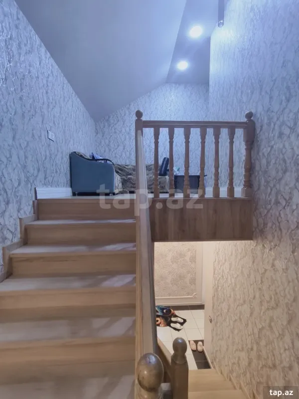 Satılır 5 otaqlı həyət evi 150 m²